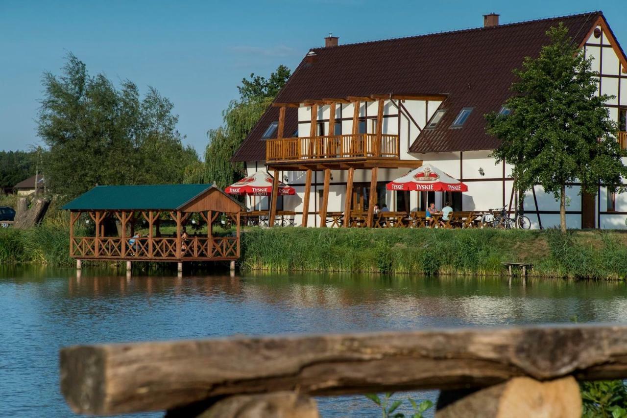 Restauracja Teo Hotel Cieszkow Luaran gambar