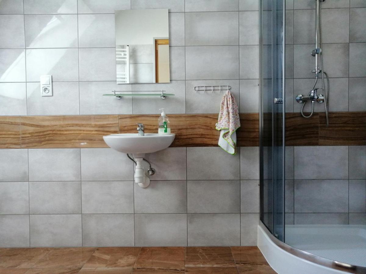 Restauracja Teo Hotel Cieszkow Luaran gambar